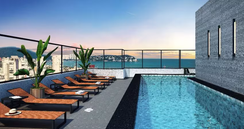 Condominio com lazer de clube e piscina na cobertura. praia da enseada - guarujá