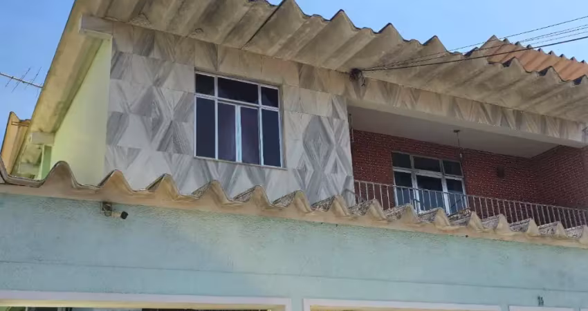 Casa em condomínio fechado com 3 quartos à venda na Rua Mata Grande, 75, Vila Valqueire, Rio de Janeiro