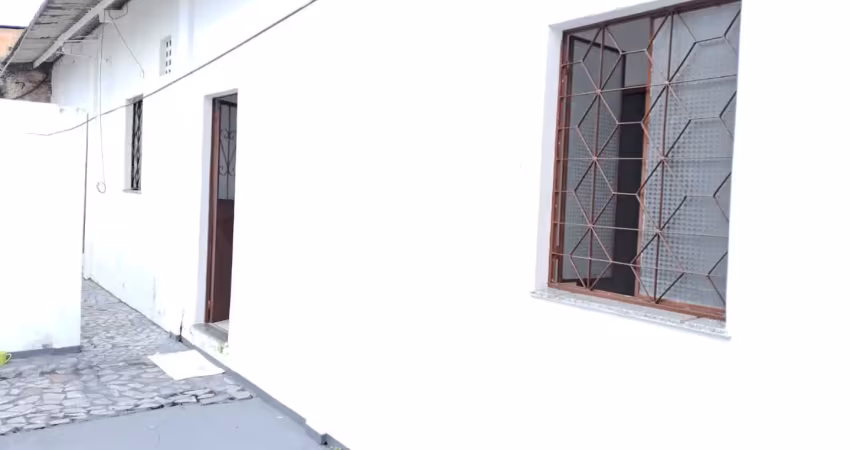 Apartamento para alugar no conjunto tiradentes aleixo, próximo ao distrito industrial