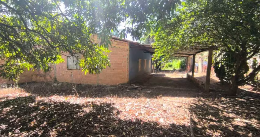 Chacara de 3.825 m²  com corrego no fundo  setor continental