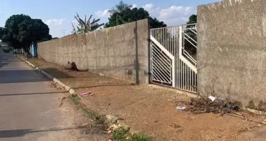 Lotes excelentes para construir p/vender ou para morar, 360m2