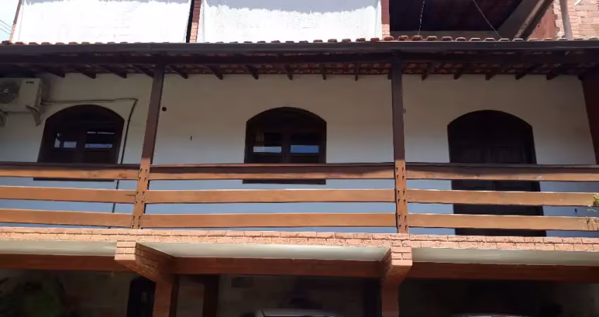 Casa no pita - sg com 03 quartos e vagas 04 carros por 250.000,00