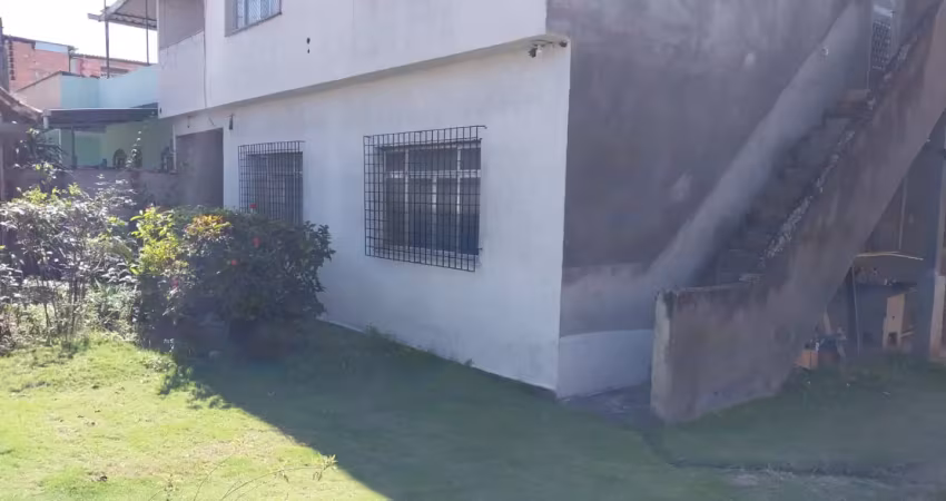 Casa e sobrado no eng. pequeno, sg com 06 qtos e 09 vagas de carro por 490.000,00