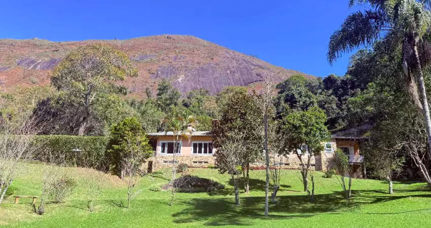 Casa com 6 quartos à venda na Rua Jorge Francisco de Mello, 1, Cuiabá, Petrópolis