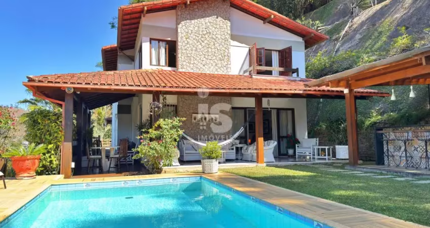 Casa excelente para venda em itaipava, dentro de um dos melhores condomínios da região