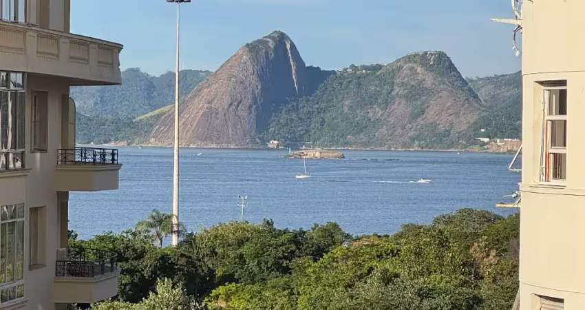 Imóvel para venda possui 127 metros quadrados com 3 quartos em flamengo