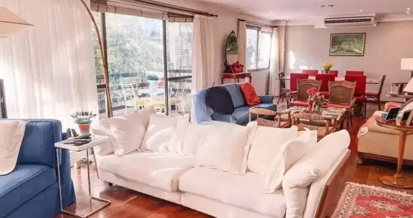 Imóvel para venda tem 228m² com 4 quartos sendo 2 suítes, em lagoa