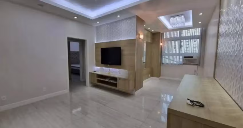 Apartamento completamente reformado na rua marquês de abrantes – flamengo