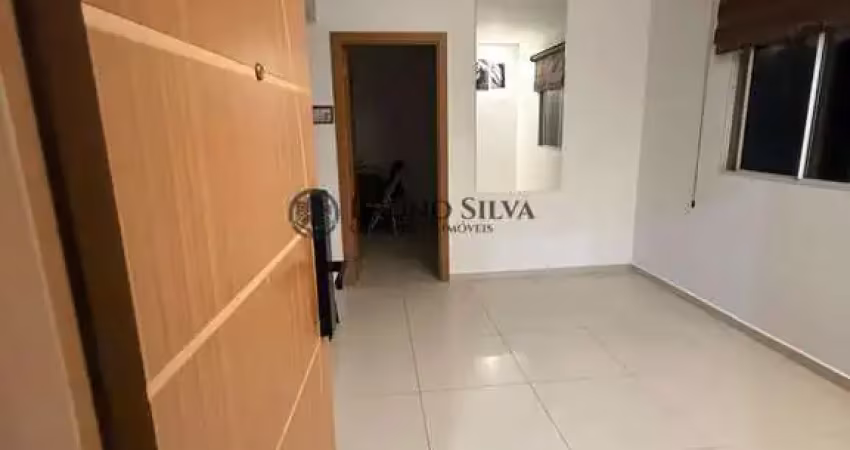 Lindo apartamento reformado e semimobiliado no bairro grama!