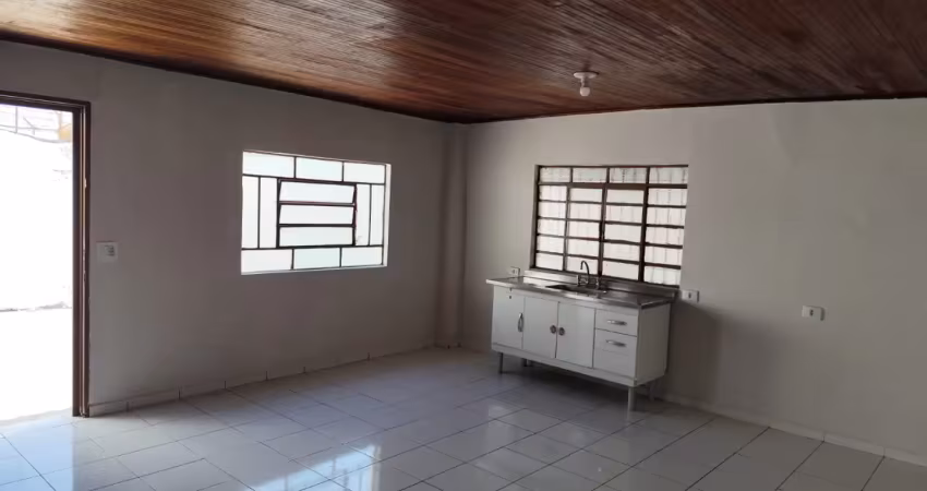 Casa térrea independente à para locação no parque peruche – são paulo/sp