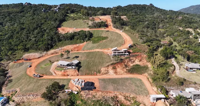 Terreno em condomínio fechado à venda no Pinguirito, Garopaba 