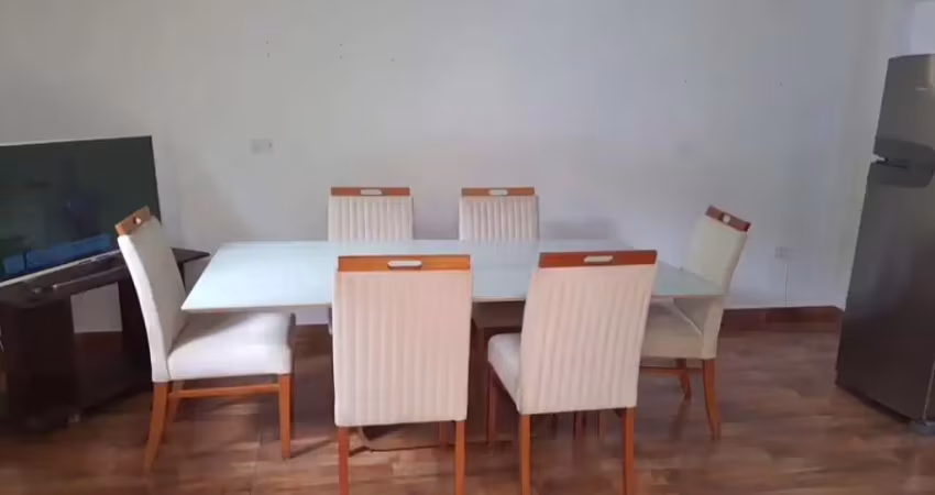 Casa aconchegante com 2 quartos – pronta para morar!