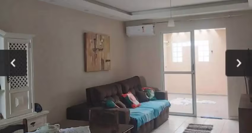 Casa em condomínio fechado com 3 quartos à venda na Estrada Velha Rio-São Paulo, 4850, Eugênio de Mello, São José dos Campos