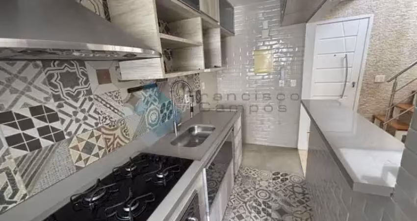 Apartamento com 2 quartos para alugar na Estrada Capenha, Freguesia (Jacarepaguá), Rio de Janeiro
