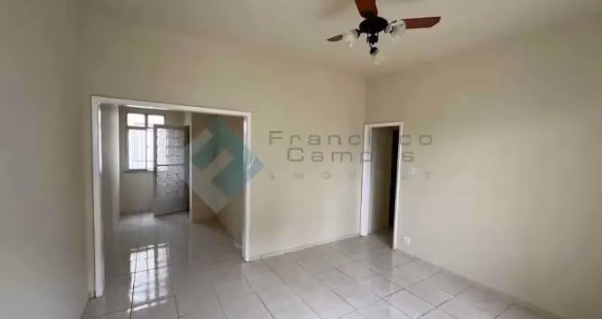 Apartamento com 3 quartos para alugar na Rua Belmira, Piedade, Rio de Janeiro