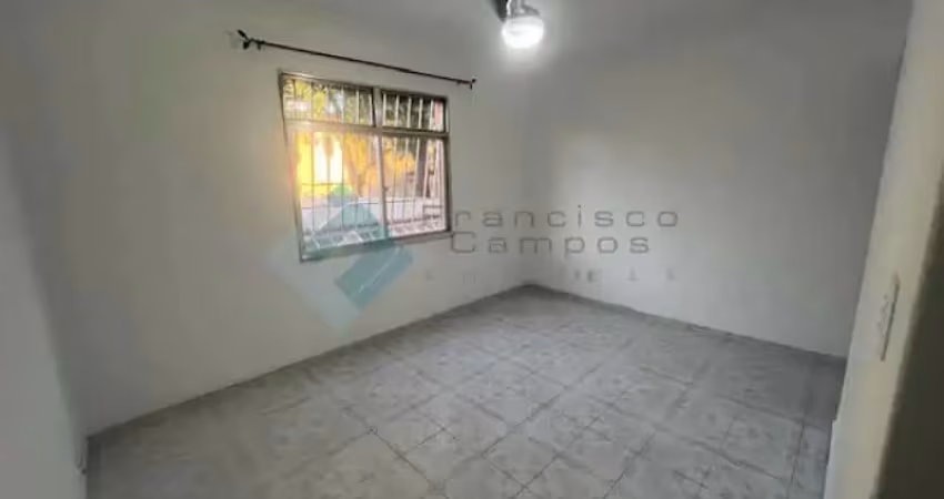 Apartamento com 2 quartos para alugar na Rua Getúlio, Cachambi, Rio de Janeiro