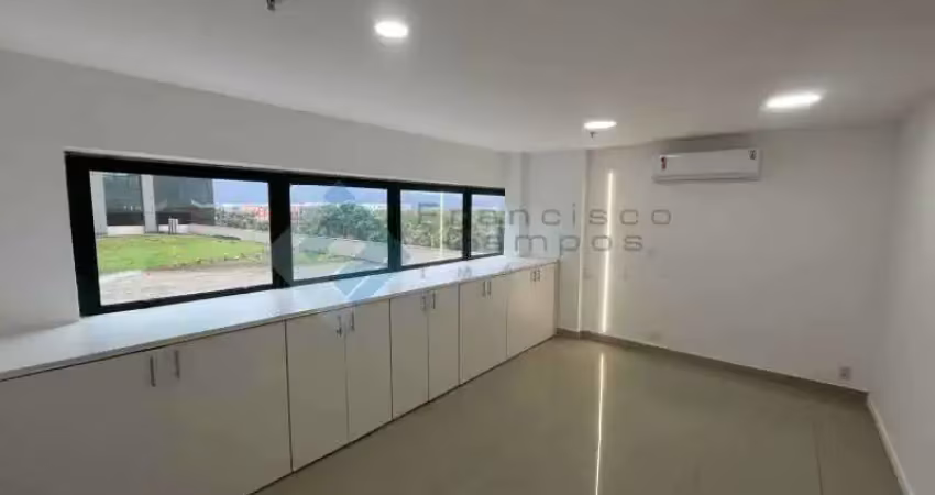Sala comercial com 3 salas para alugar na Avenida João Cabral de Mello Neto, Barra da Tijuca, Rio de Janeiro