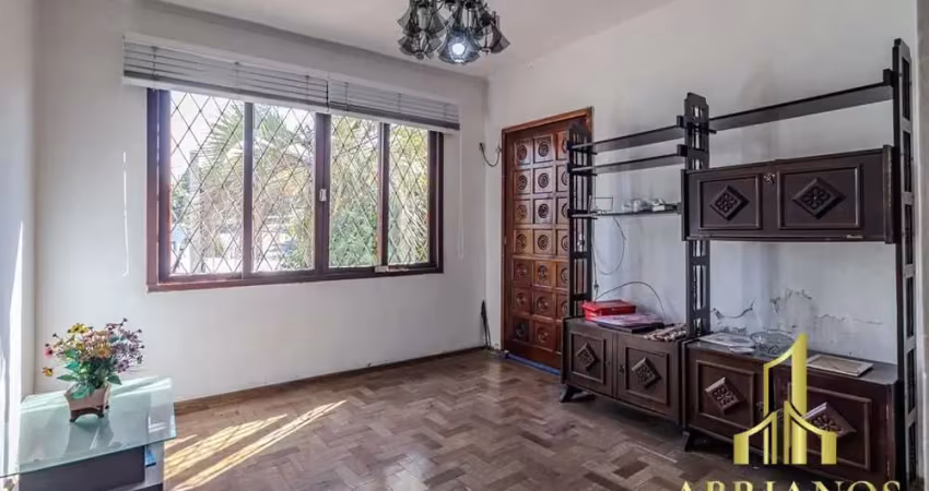 Casa com 6 quartos à venda na Rua Fernando Abbott, 1227, Passo da Areia, Porto Alegre
