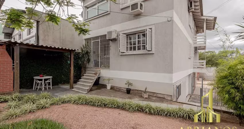 Casa com 3 quartos à venda na Rua Ernesto Pellanda, 78, Vila Jardim, Porto Alegre