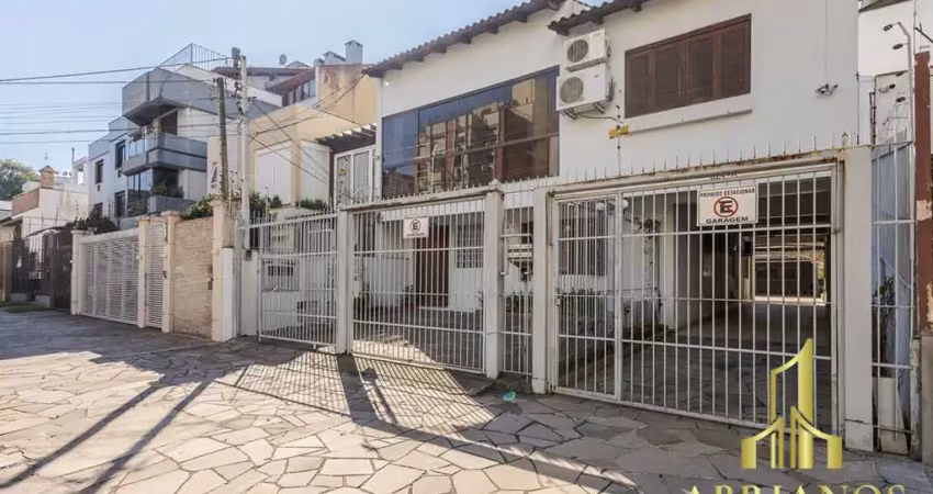 Casa com 6 quartos à venda na Rua Luzitana, 1938, Higienópolis, Porto Alegre