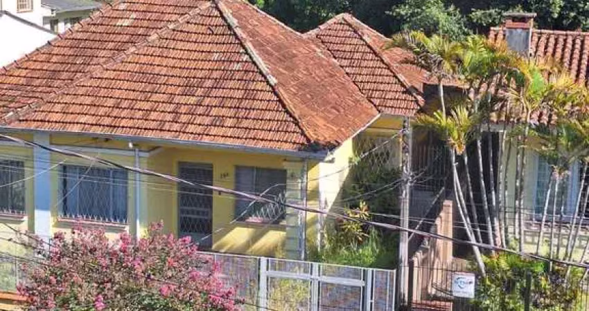 Casa com 3 quartos à venda na Rua Doutor Possidônio Cunha, 260, Vila Assunção, Porto Alegre