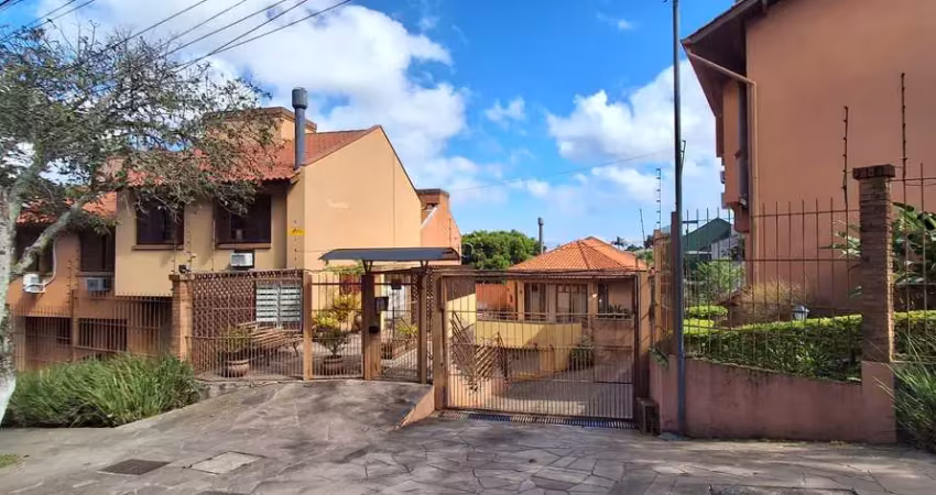 Casa em condomínio fechado com 3 quartos para alugar na Rua Giorgio Negroni, 801, Espírito Santo, Porto Alegre