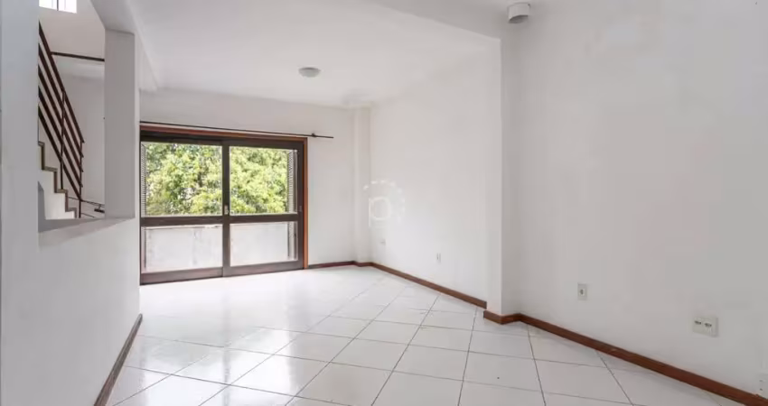Casa com 6 quartos à venda na Rua Inhanduí, 193, Cristal, Porto Alegre