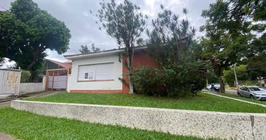 Casa com 3 quartos à venda na Rua Chavantes, 334, Vila Assunção, Porto Alegre