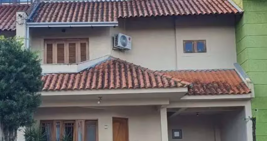 Casa com 3 quartos à venda na Avenida Juca Batista, 1458, Ipanema, Porto Alegre