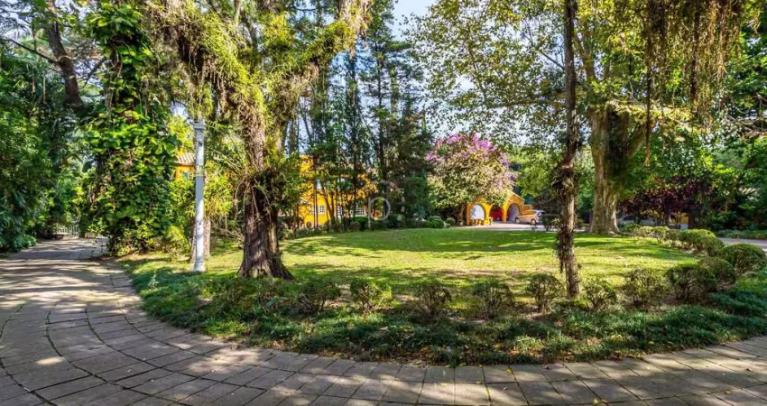 Terreno à venda na Avenida Coronel Marcos, 381, Pedra Redonda, Porto Alegre