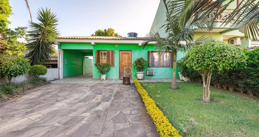 Casa com 4 quartos à venda na Rua Monte Claro, 106, Hípica, Porto Alegre