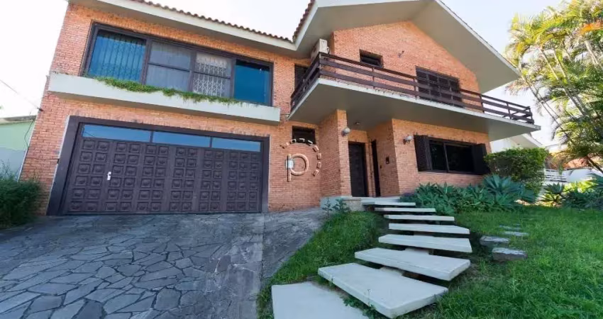 Casa com 3 quartos à venda na Rua Manauê, 60, Vila Assunção, Porto Alegre