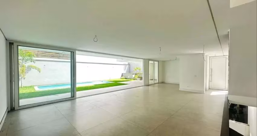 Imperdível! casa à venda no brooklin, são paulo-sp com 4 quartos, 4 suítes e 450m² de área.