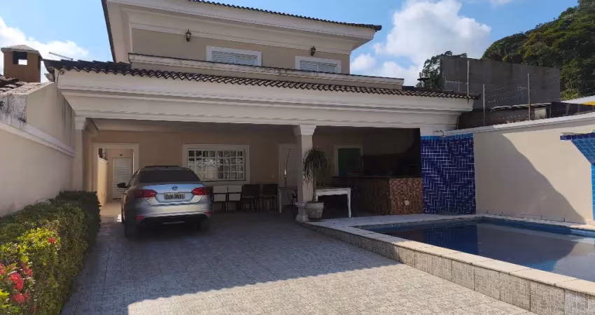 Lindo sobrado com 03 suites a venda na praia do pernambuco guaruja sp