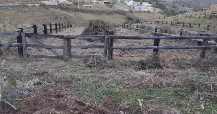 Ótimo terreno 517m2,escriturado c/água e luz pronto pra construir!!