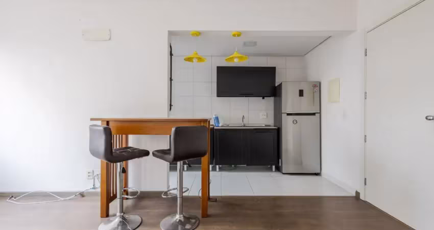 Lindo apt. centro de canoas, semi mobiliado, condom. com infra completa                        ínio c/playground completo