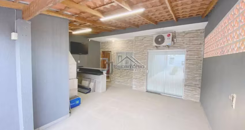 Casa na praia com benfeitorias  -  tabuleiro, matinhos