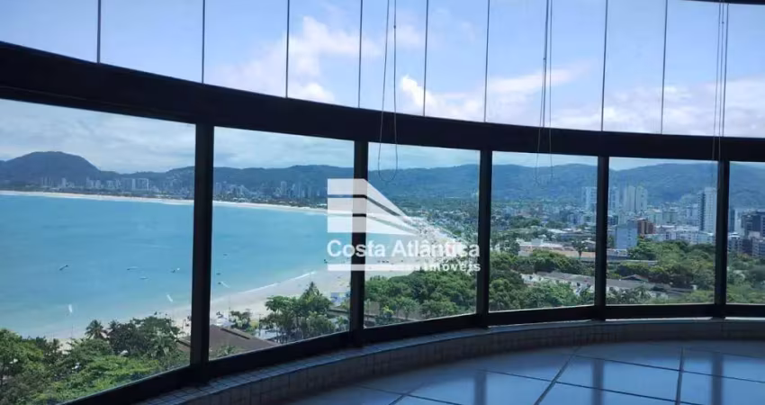 Apartamento  alto padrão frente mar com vaga náutica e barco.