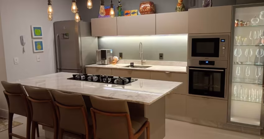Apartamento mobiliado a 10 minutos do centro da cidade, Agronomica
