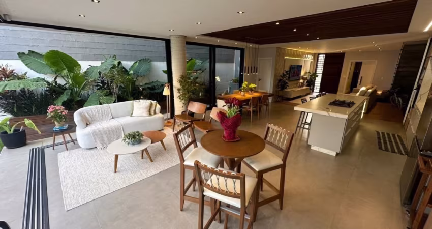 Casa em Santo Antônio com 3 suítes
