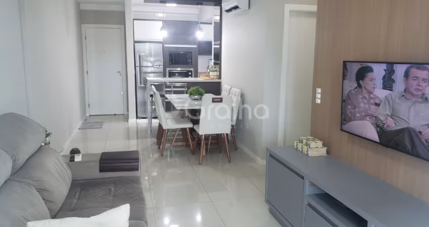 Apartamento mobiliado no Estreito