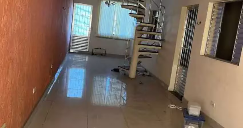 Casa com 4 quartos à venda no Jardim Lourdes, São Paulo 