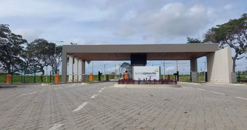 Lote de esquina na cidade alpha/terras 4 no eusebio,  ao lado da praça!nao perca!!