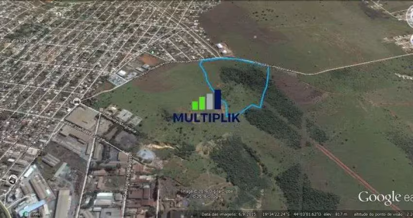 Terreno comercial à venda na Rua Carlos Martins, Centro, Matozinhos