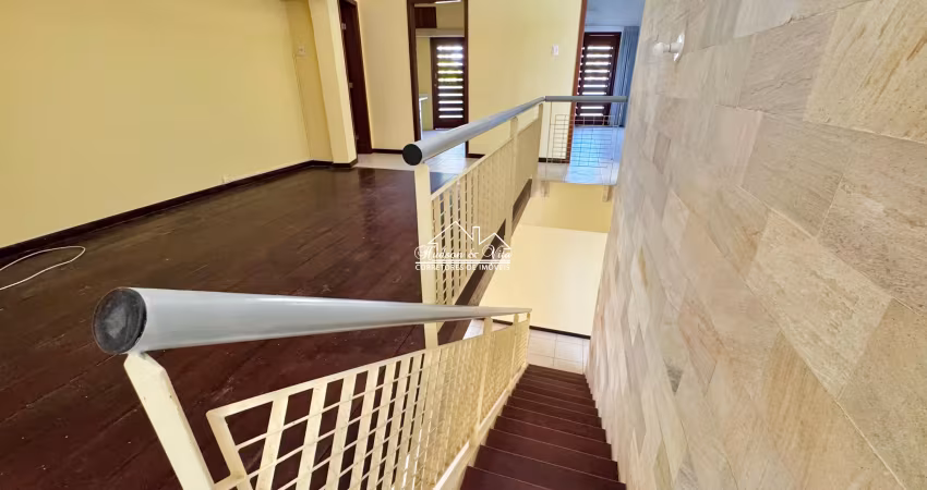 Casa lauro de freitas miragem   raridade  investimento: 850.000   totalmente privativa, 4/4, duas suítes, excelente localização