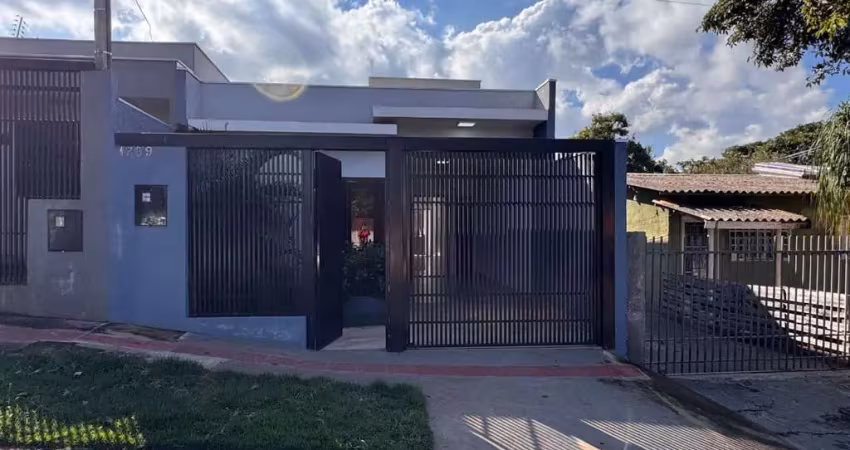 Casa com 3 quartos à venda na Rua Galáxia, 1709, Jardim Universo, Maringá