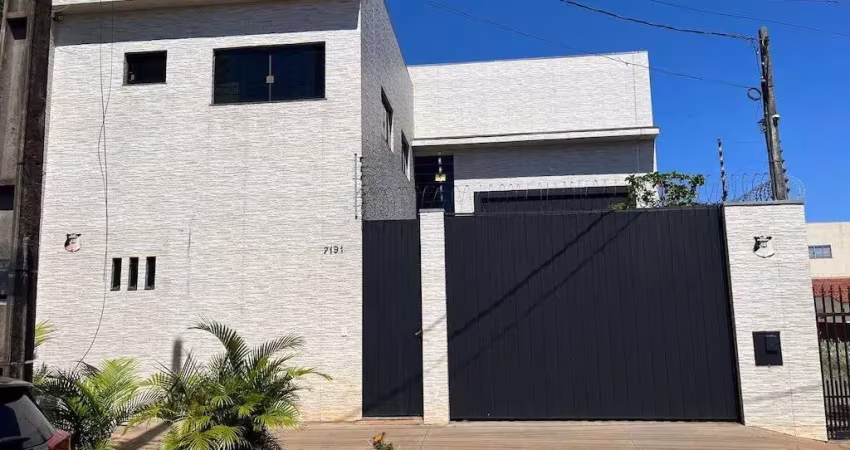 Barracão comercial à venda - 497m² de terreno e 613m² de construção