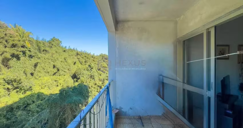 Apartamento com varanda na praia do tombo de 1 quarto com 1 vaga, guarujá-sp.
