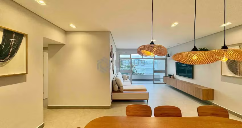 Apartamento com varanda na frente mar da praia das astúrias de 3 quartos (1 suíte), 1 vagas guarujá