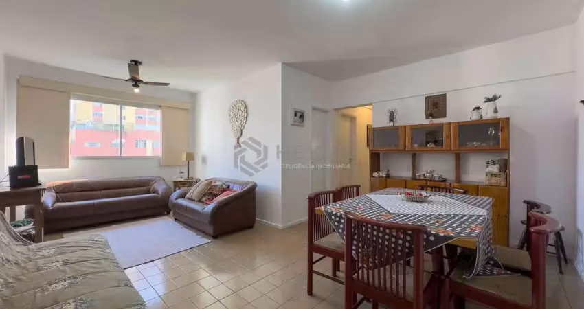 Apartamento com vista livre a uma quadra da praia das pitangueiras de 2 quartos com 1 vaga, guarujá